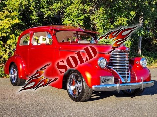 Right front 1938 Oldsmobile Sedan