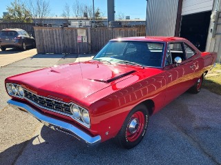 Left front 1968 Plymouth Road Runner